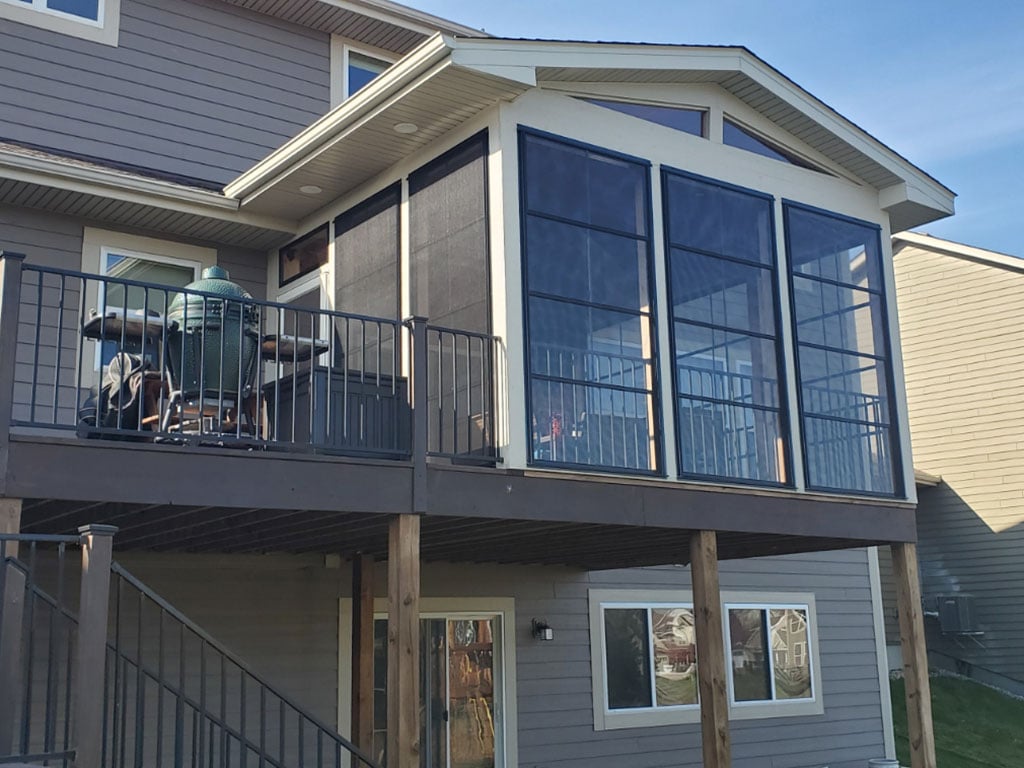 09-traditional-railing