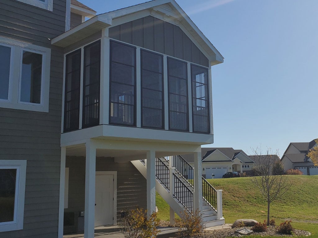 11-traditional-railing